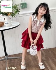 Set áo polo sọc đỏ, chân váy bí đỏ