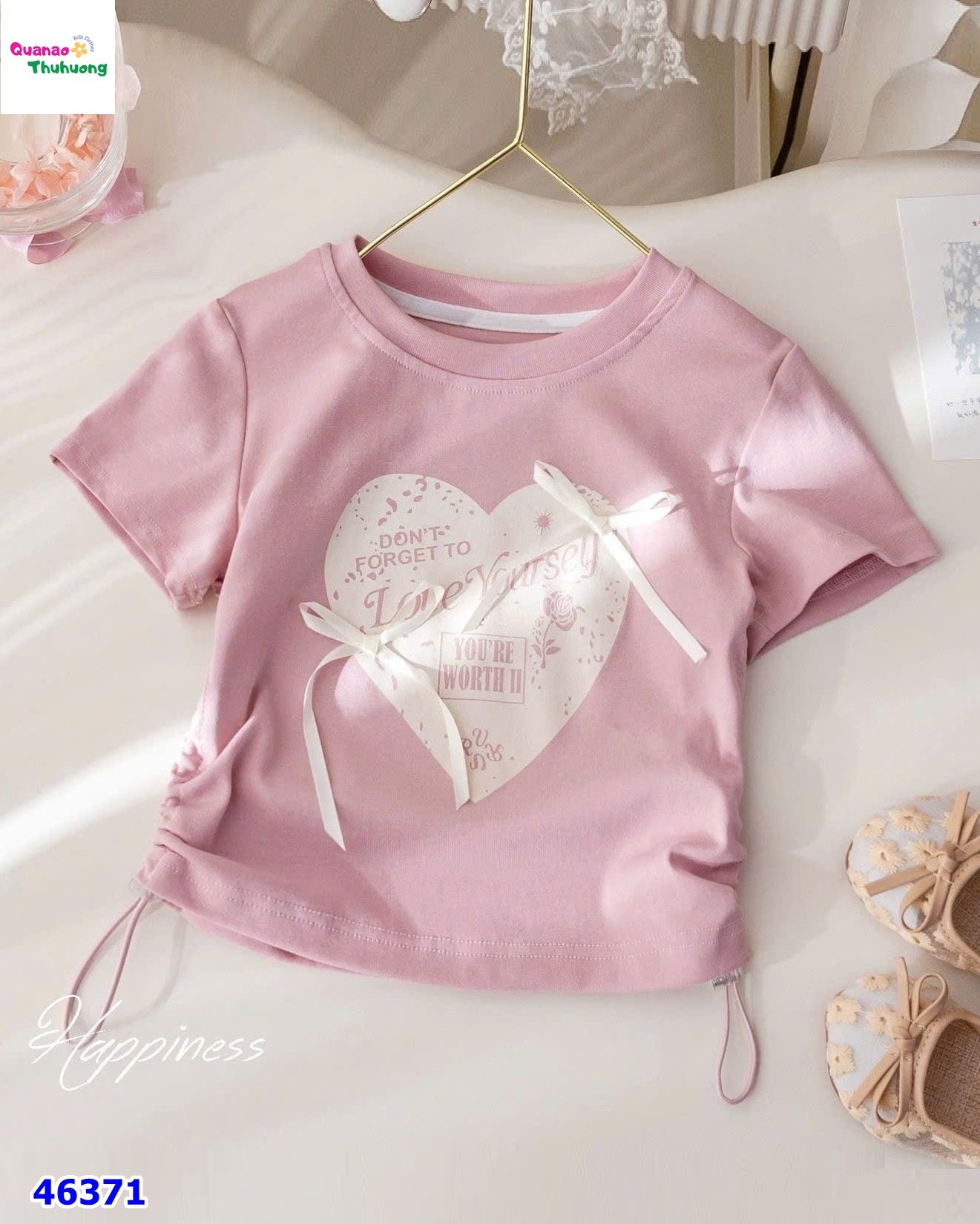 Áo hồng trái tim đính nơ