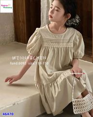 Đầm kem viền ren ngực