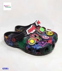 Giày Crocs đen Avengers