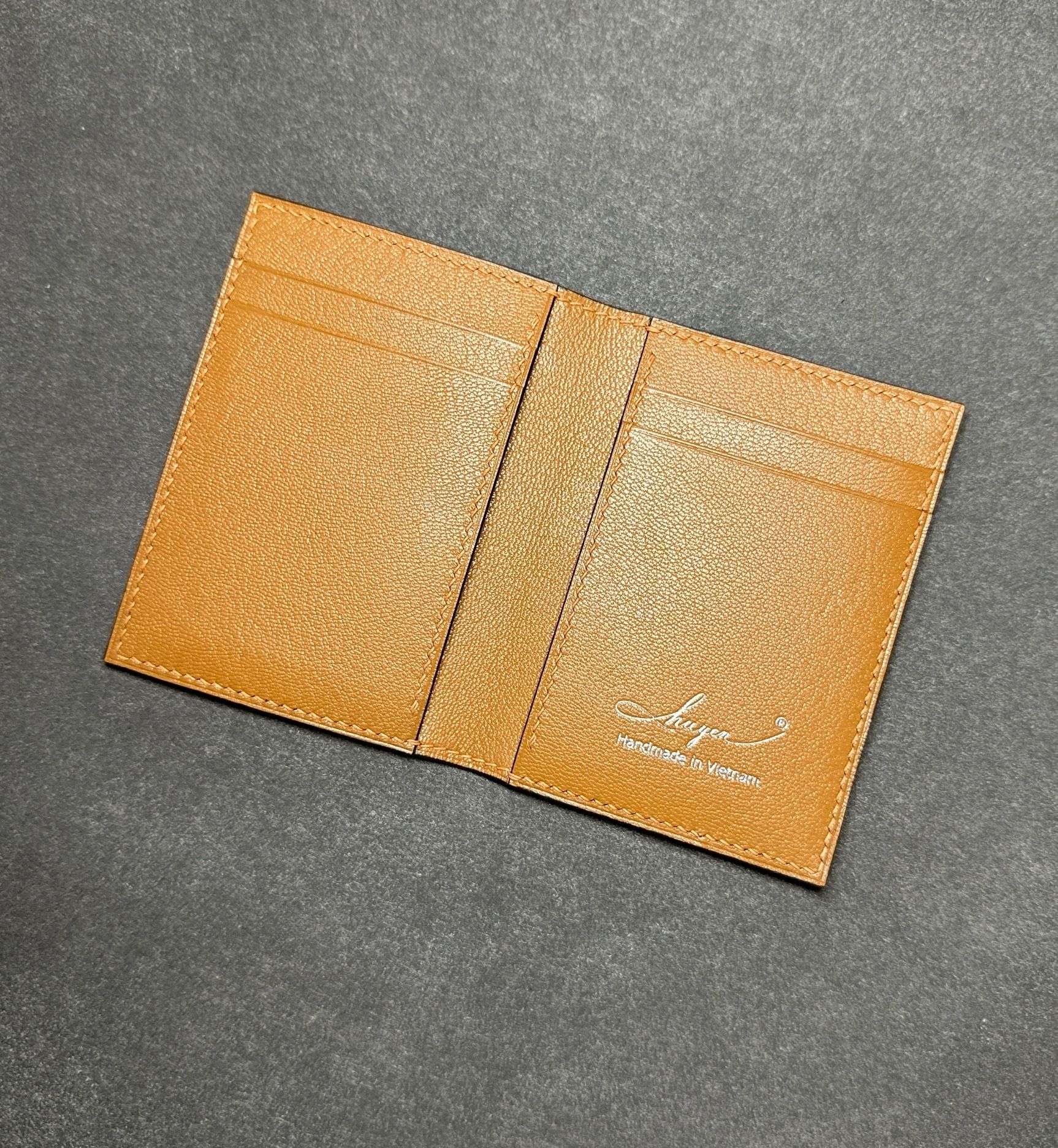  Card Holder 