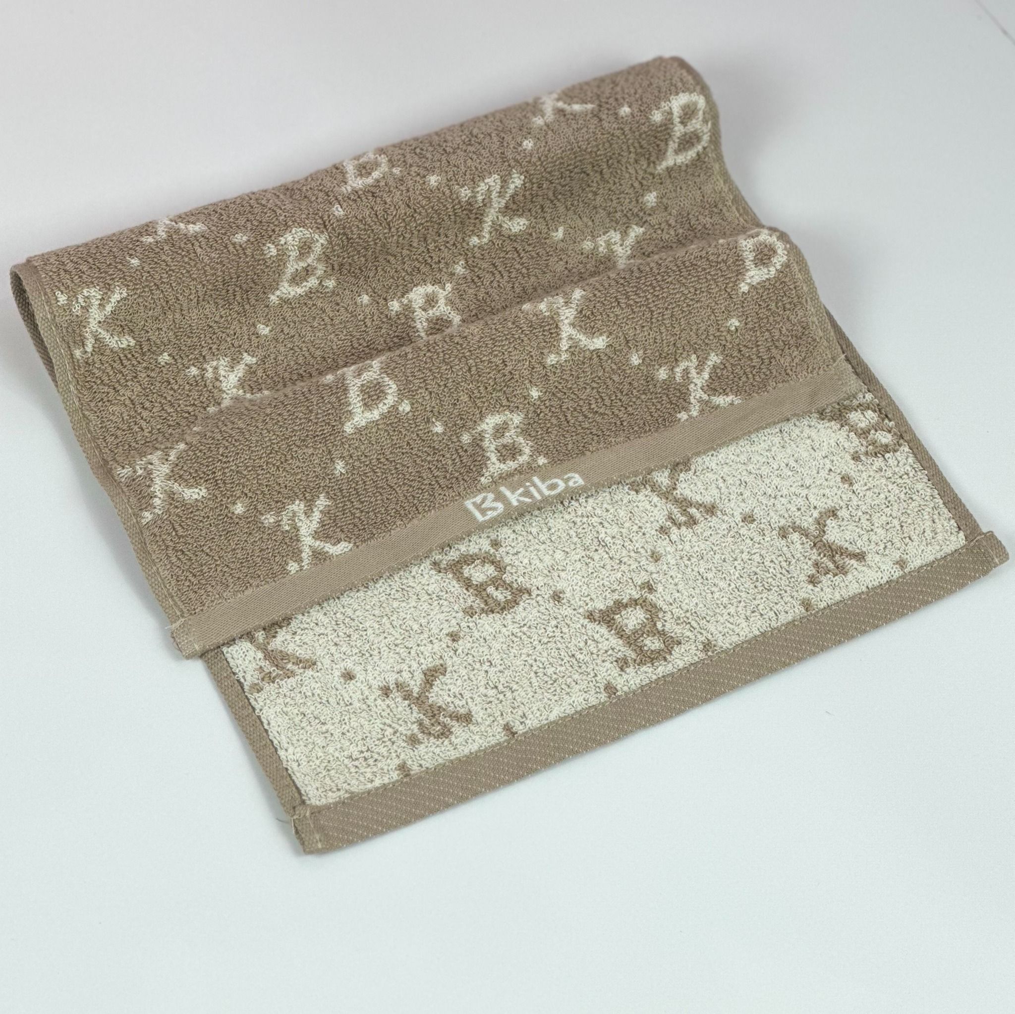  Khăn Mặt KIBA Họa Tiết Monogram Trẻ Trung, Hiện Đại KT 28cm  x 48cm,  Chất Cotton Êm, Mềm, Dày Dặn Thấm Hút Tốt, Tơi Bông, Thoáng Khí 