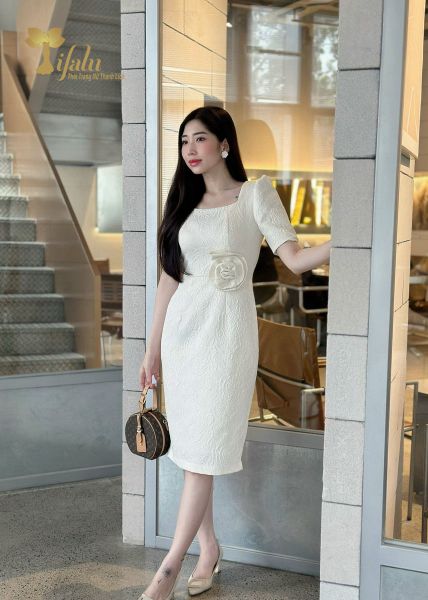  Đầm dự tiệc dáng ôm gấm tafta hoa hồng cao cấp TFL843WHT 