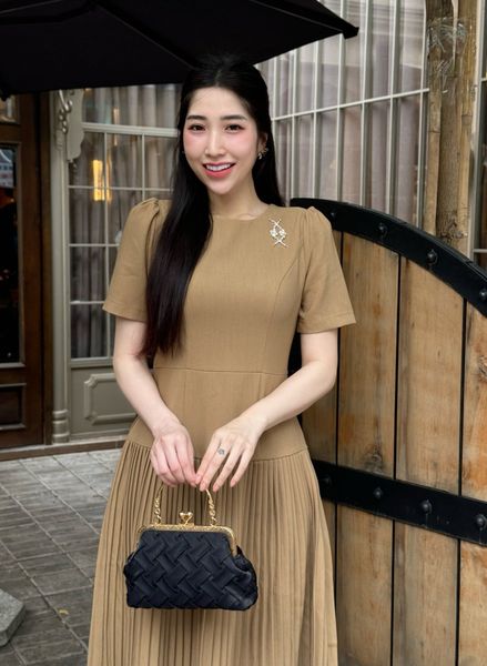  Đầm dự tiệc chân váy dập ly TFL725BE 