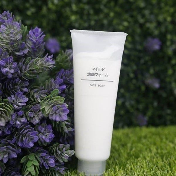Sữa rửa mặt tẩy da chết Muji Face Soap Scrub 120g