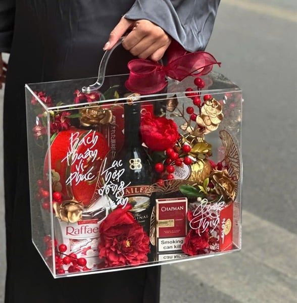 HỘP QUÀ MIKA VUÔNG