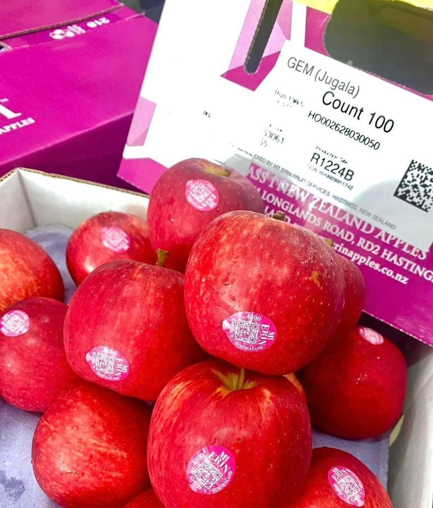 ​​​​​​​Táo Gem New Zealand