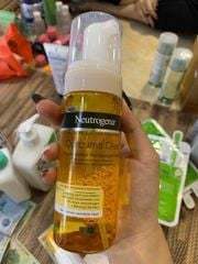 SỮA RỬA MẶT NEUTROGENA TẠO BỌT TRỊ MỤN TINH NGHỆ CALME CURCUMA MOUSSE NETTOYANTE PHÁP 150ML