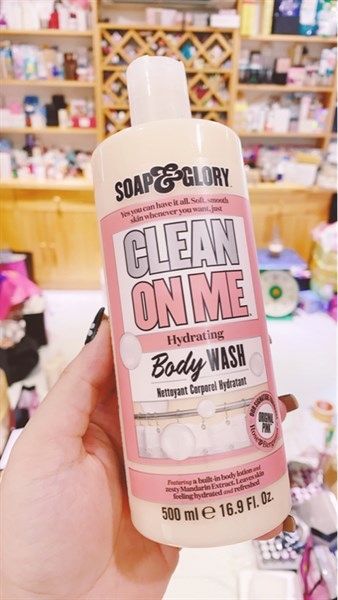 Sữa tắm Soap & Glory Clean On Me Hydrating Body Wash 500ml