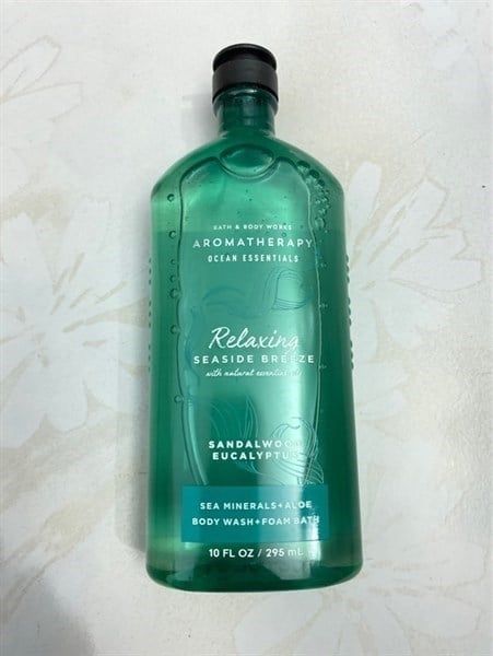 SỮA TẮM BATH & BODY WORKS AROMATHERAPY RELAXING SEASIDE BREEZE 295ML