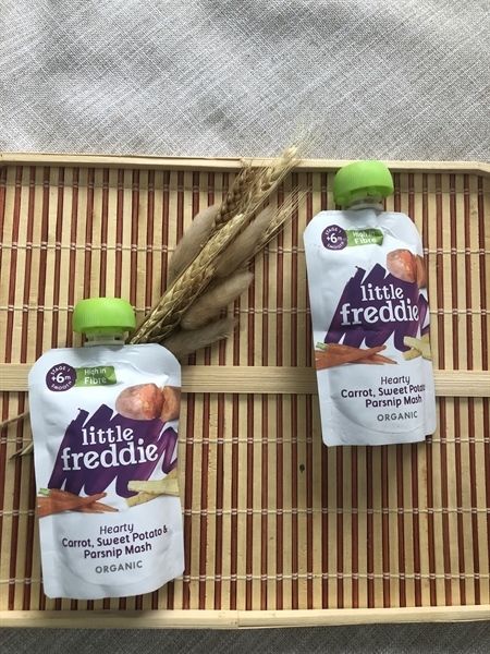 Trái cây ghiền táo & mận Litte Freddie Organic 100g
