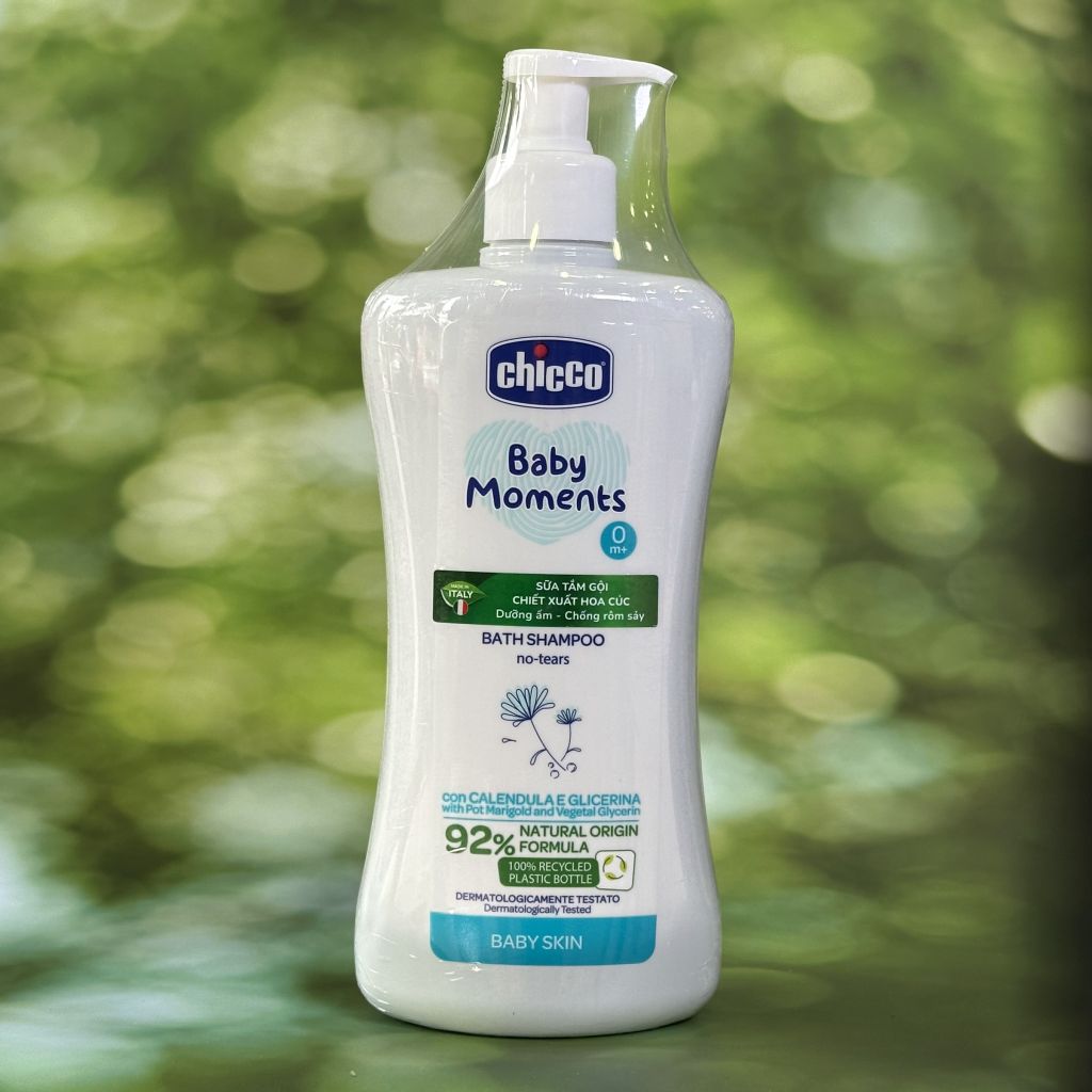 Sữa Tắm Gội Chicco Chiết Xuất Hoa Cúc