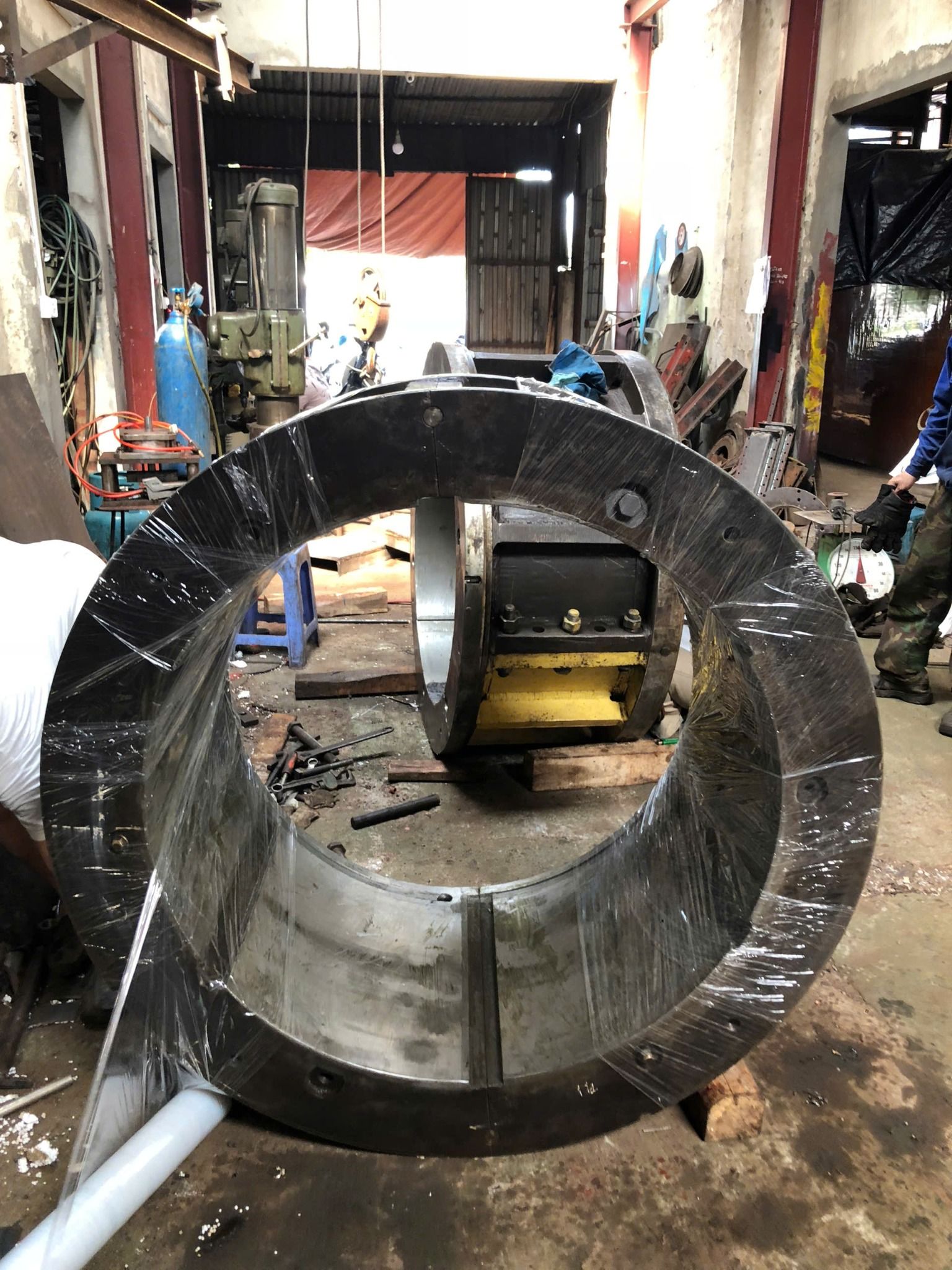  Gia công bạc ổ hướng Tuabin - Nhà máy thủy điện Nậm Chiến 