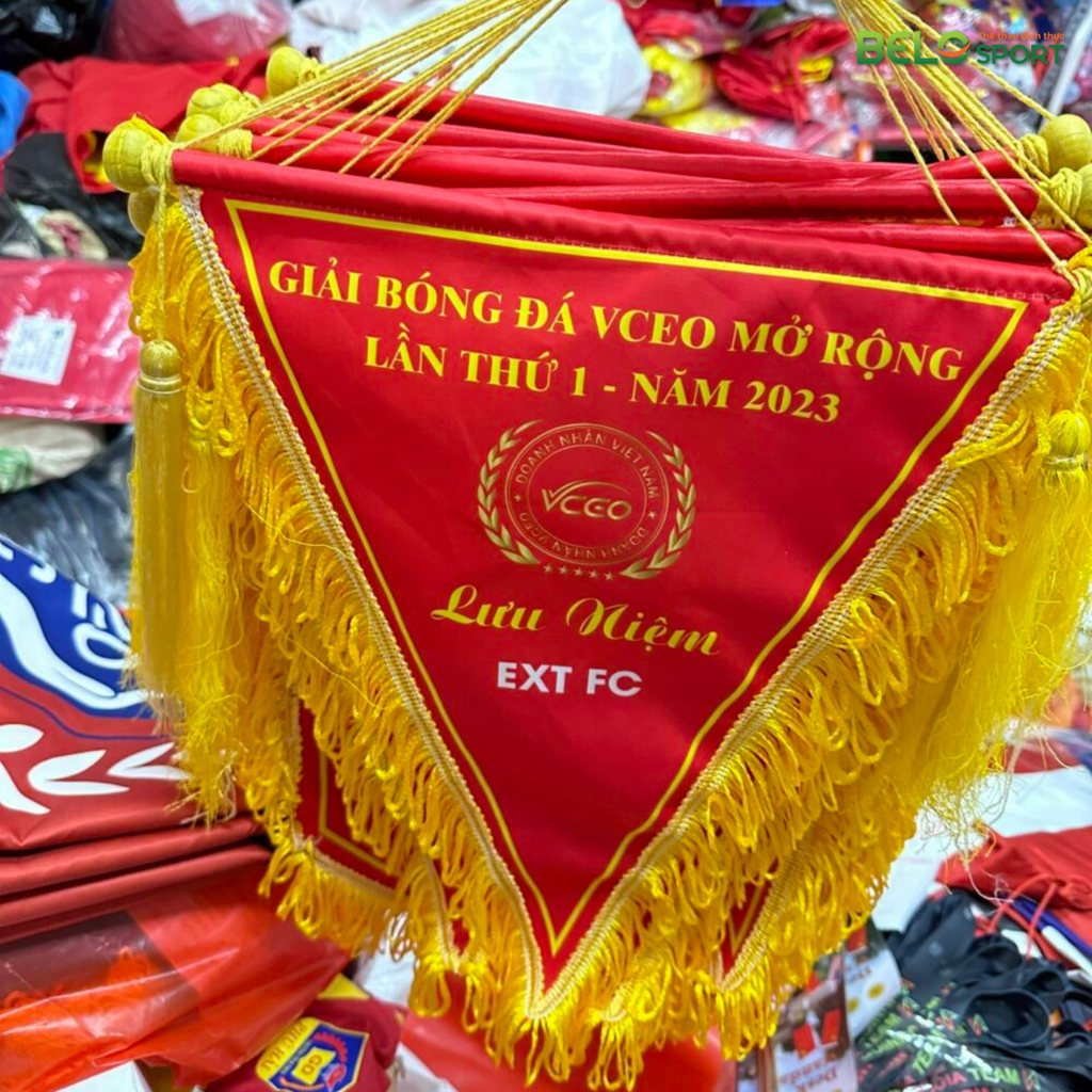 Cờ Lưu Niệm Dùng Để Trao Tặng Hình Tam Giác