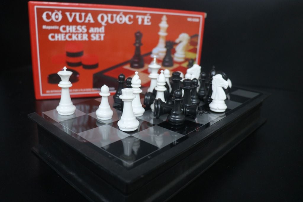 Bộ Cờ vua Quốc Tế