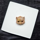  Điêu khắc đá - Mặt nạ mèo nhỏ 