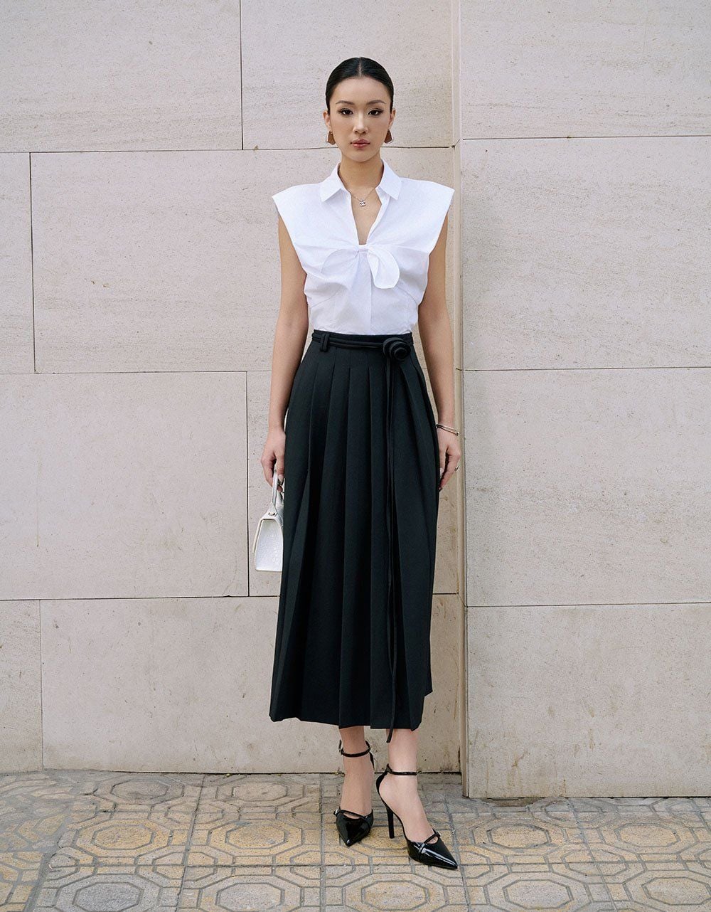  CHÂN VÁY DẬP LY BỔ TÚI SAU, ĐAI EO HOA 