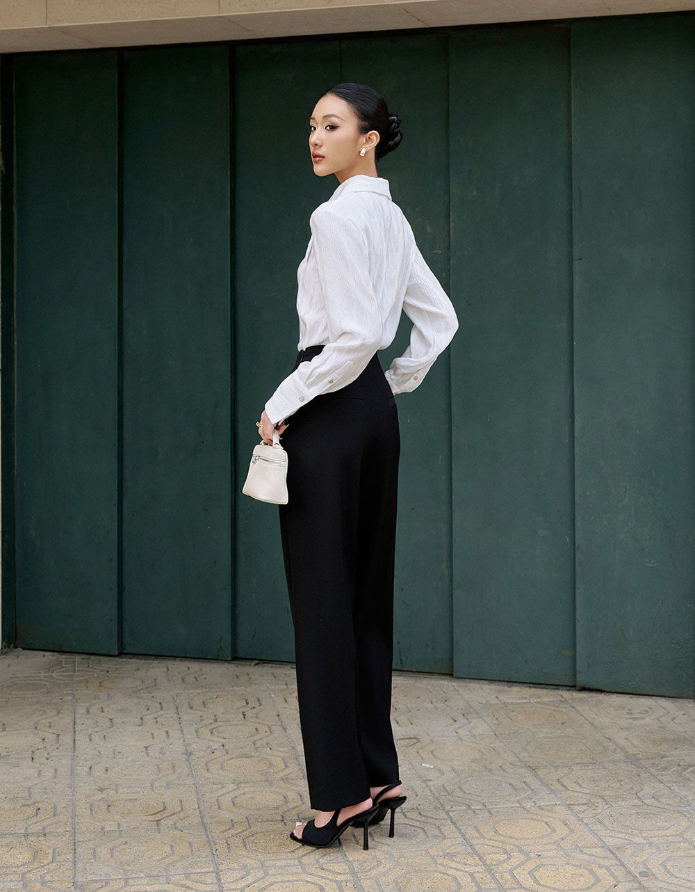  ÁO SƠ MI SÓNG TRẮNG 