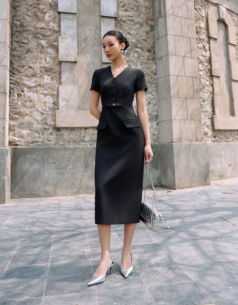  ĐẦM BÚT CHÌ ĐEN CẮT EO 