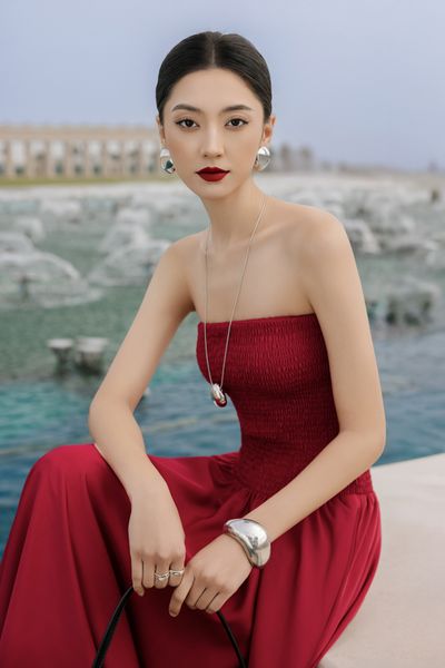  ĐẦM QUÂY SMOCKING CHÂN BOM ĐỎ 