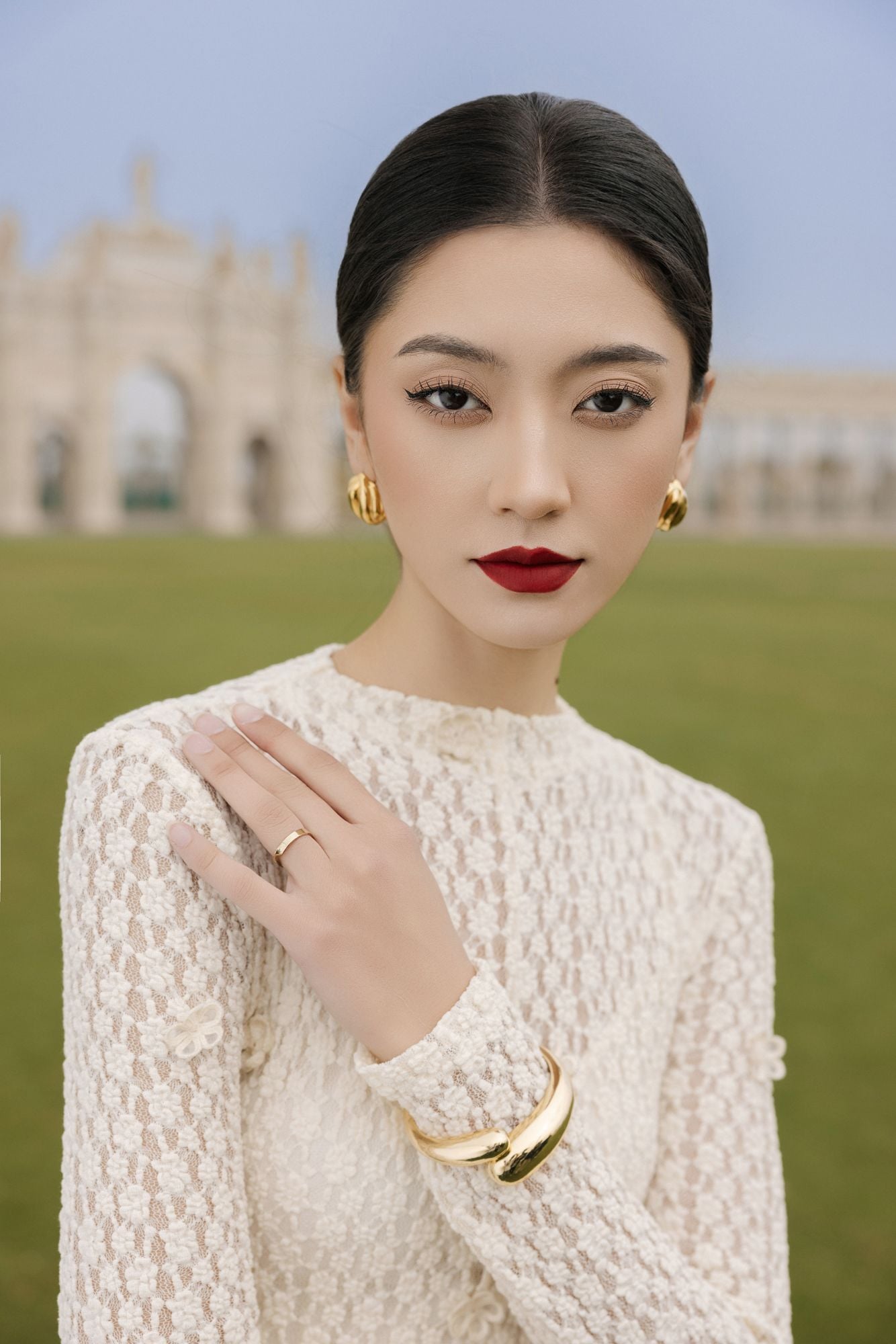  ĐẦM MAXI REN CỔ LEO DÀI TAY 