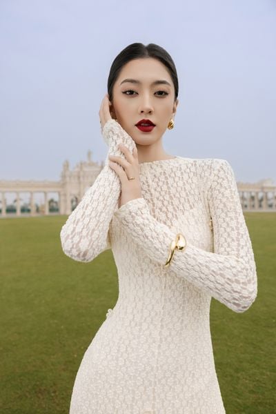  ĐẦM MAXI REN CỔ LEO DÀI TAY 