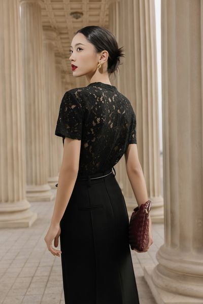  CHÂN VÁY BÚT CHÌ BẤU LY XẺ SAU 