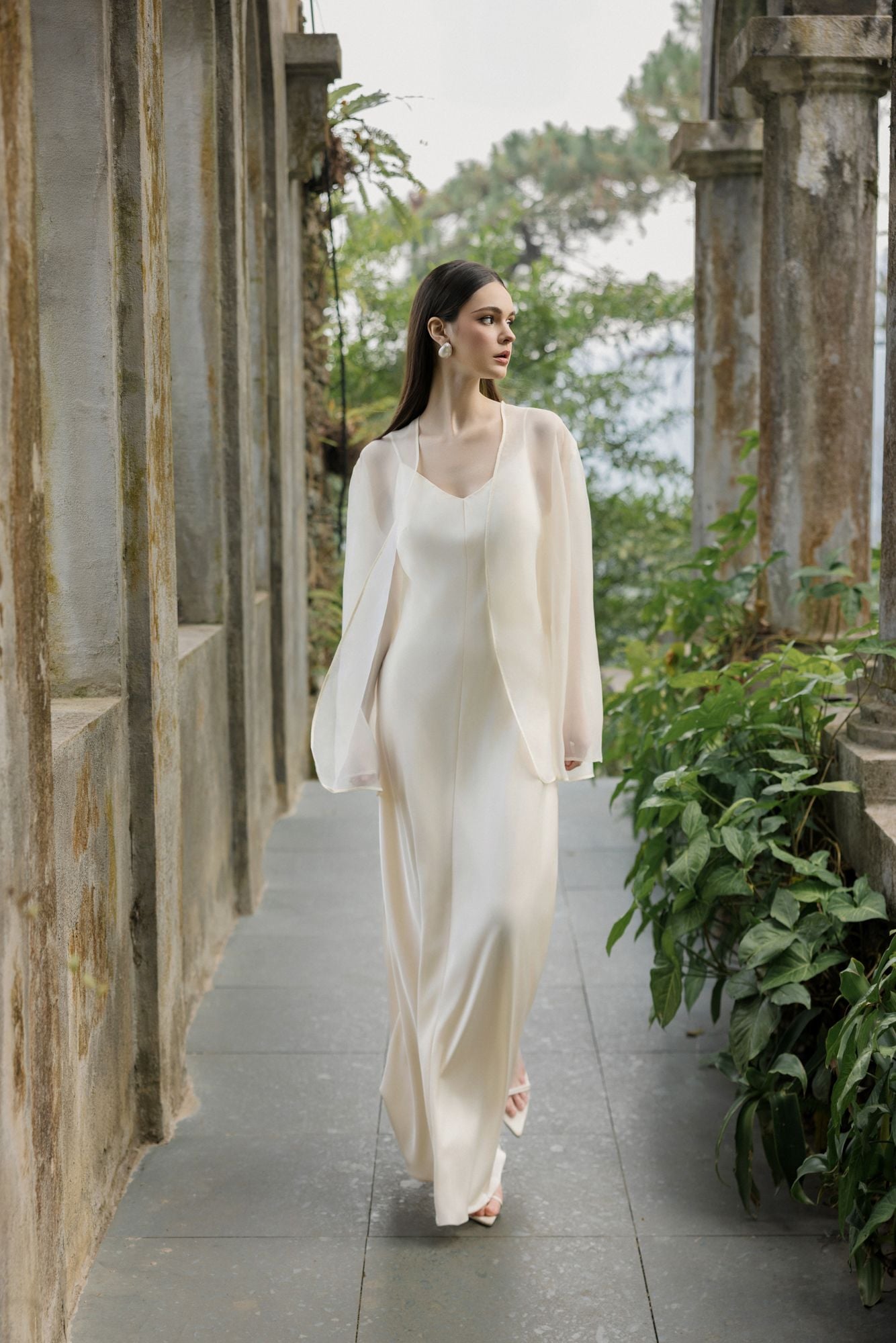  ĐẦM 2 DÂY LỤA QUEEN 