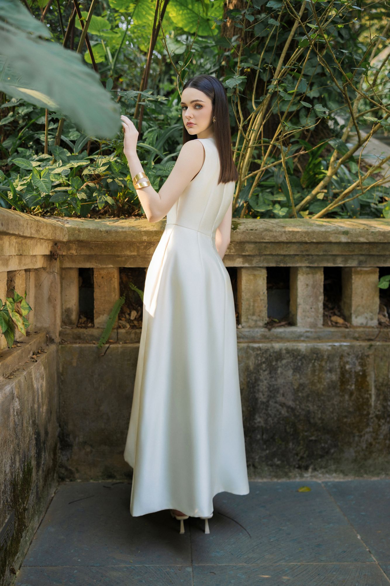  ĐẦM CỔ XẾP NẾP THÂN VÁY XÒE 