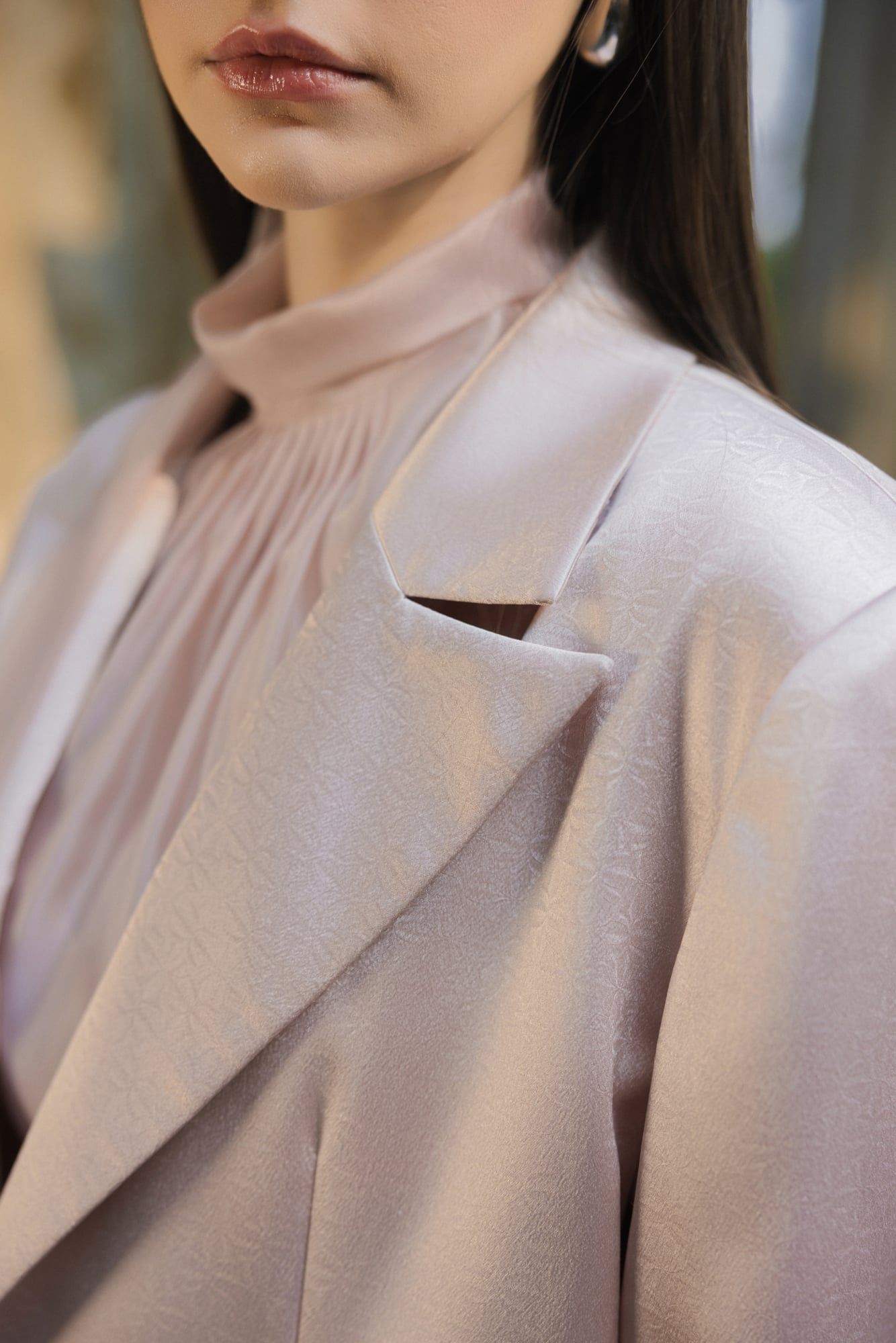  ÁO BLAZER LỤA VÂN CHÌM 