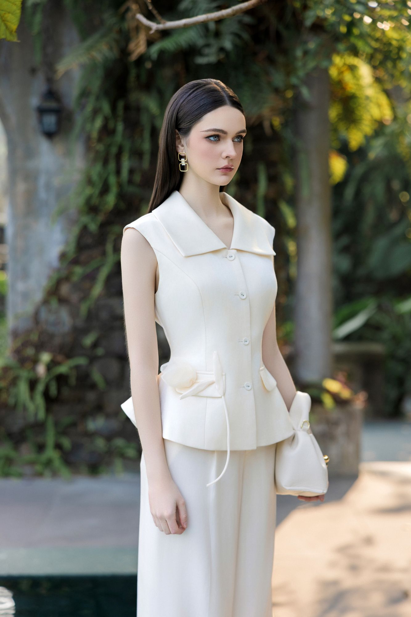  ÁO ÔM ĐÍNH HOA NẮP TÚI 