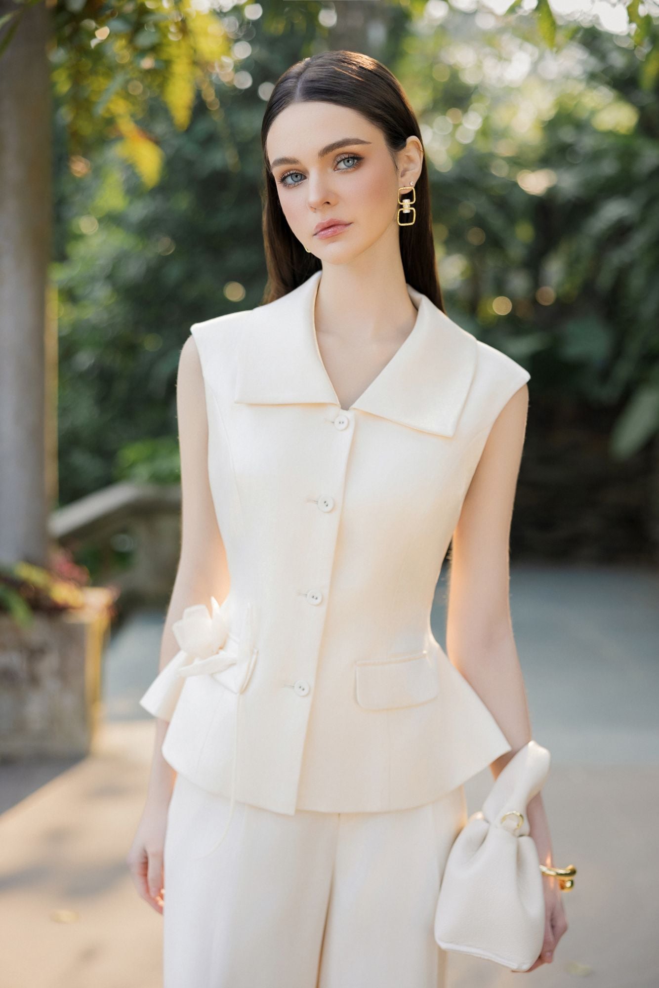  ÁO ÔM ĐÍNH HOA NẮP TÚI 