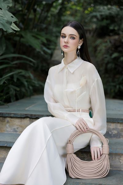  ÁO SƠ MI TƠ ĐÍNH HOA TUYLIP 