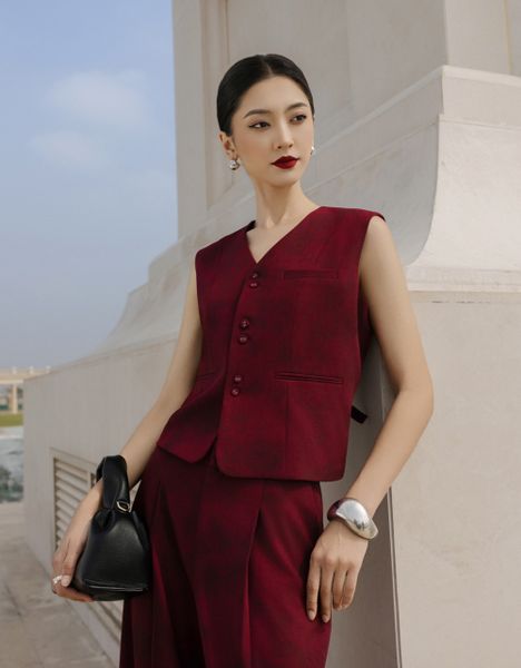  ÁO VEST BUỘC NƠ SAU 