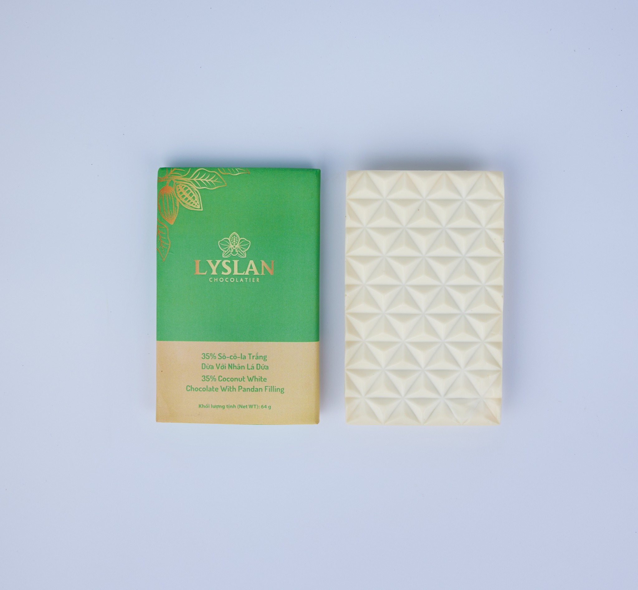 35% Coconut White Chocolate with Pandan Filling 64g