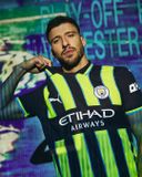  Áo Manchester City sân khách vàng đen 24/25 bản Player 