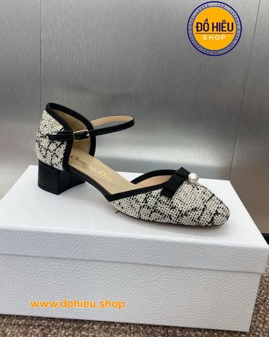 Giày nữ D-Ramour Dior xuống phố