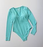  Kenewomen long slevee top 