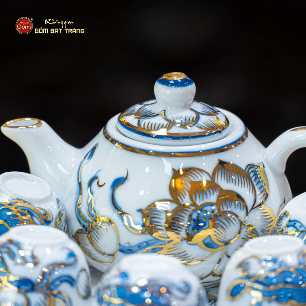 Bộ Ấm Chén Thờ Men Lam Nổi Vẽ Vàng