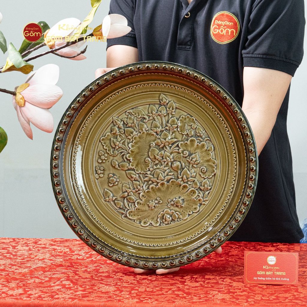 Đĩa Trưng Bày Đắp Nổi Cổ Hoa Sen Xanh
