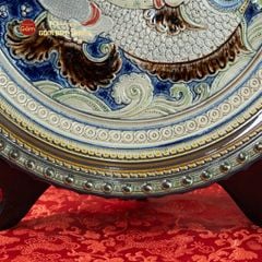 Đĩa Trưng Bày Đắp Nổi Vẽ Màu Chú Bé Ôm Cá