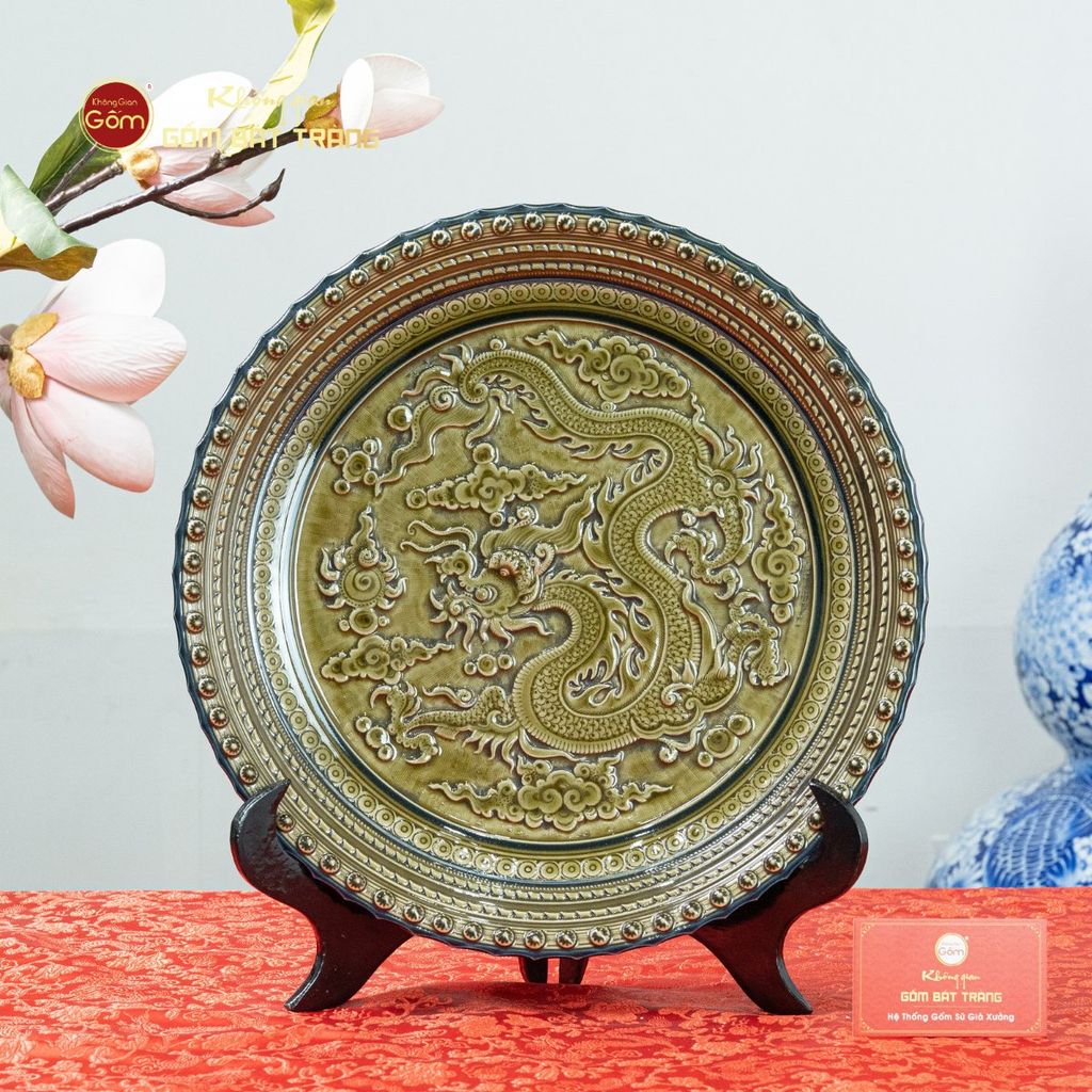 Đĩa Trưng Bày Đắp Nổi Men Xanh Long Cuốn Thủy