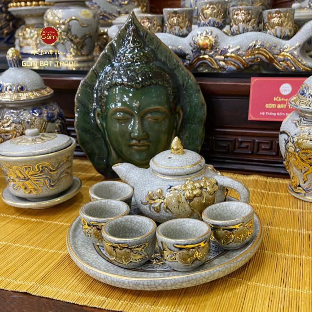 Bộ Ấm Chén Thờ Men Rạn Vẽ Vàng