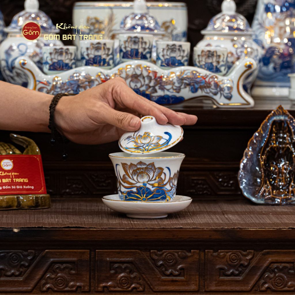 Bát Sâm Men Lam Vẽ Vàng Họa Tiết Hoa Sen
