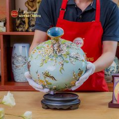 Quả Hút Lộc Cổ Dài Đắp Nổi Vẽ Vàng Ngàn Hoa