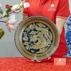 Đĩa Trưng Bày Đắp Nổi Vẽ Màu Nền Xanh Đen Long Cuốn Thủy