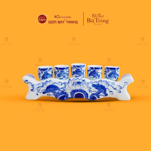 Bộ Kỷ Ngai 5 Chén Thờ Men Lam Họa Tiết Hoa Sen