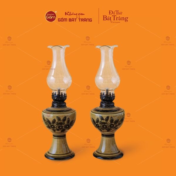 Đèn Dầu Thờ Chân Váy Vẽ Hoa Mai