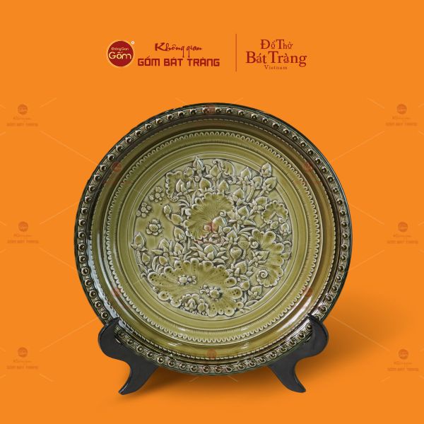 Đĩa Trưng Bày Đắp Nổi Cổ Hoa Sen Xanh