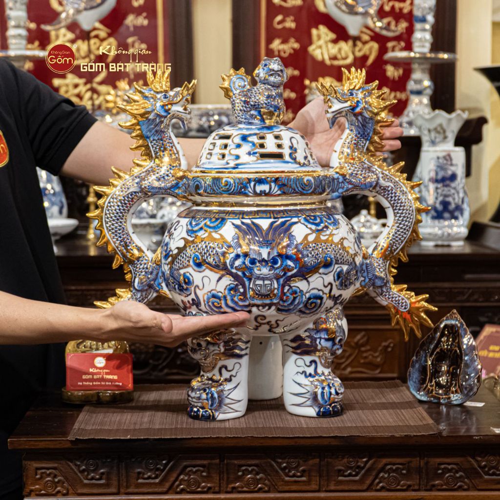 Đỉnh Hương Thờ Men Lam Vẽ Vàng Họa Tiết Thanh Long